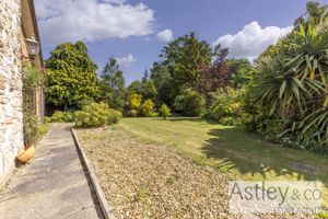 garden- click for photo gallery